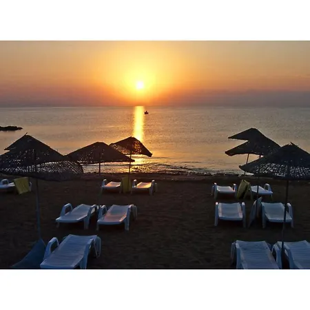 Long Villas * Famagusta (Northern Cyprus)