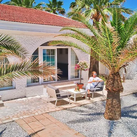 Long Villas Hotel Famagouste