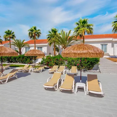 Long Villas Hotel